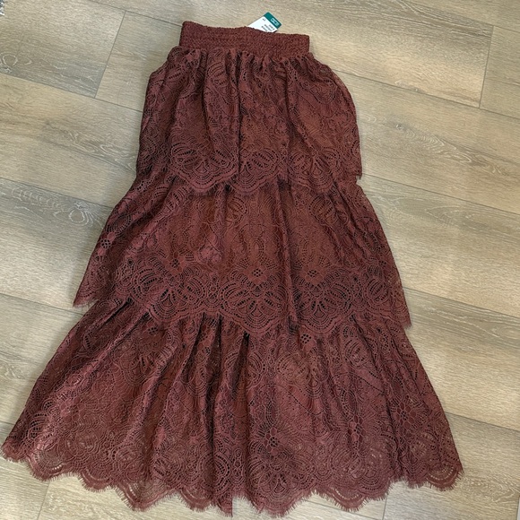 Lace Brown Maxi Skirt - Tiered - NWT size 0 - Picture 3 of 5